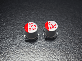 高分子固体铝电解电容器